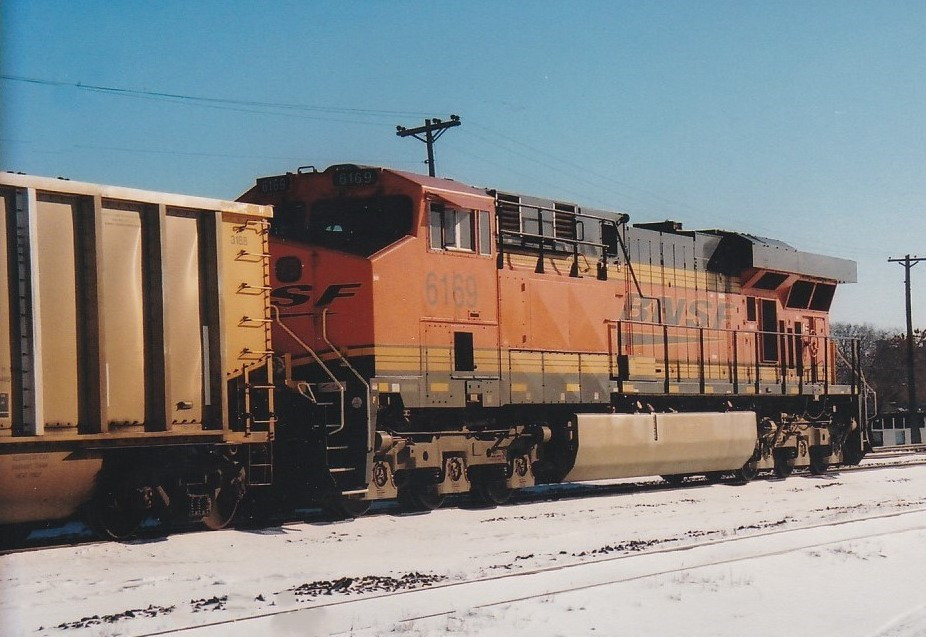 BNSF 6169 DPU